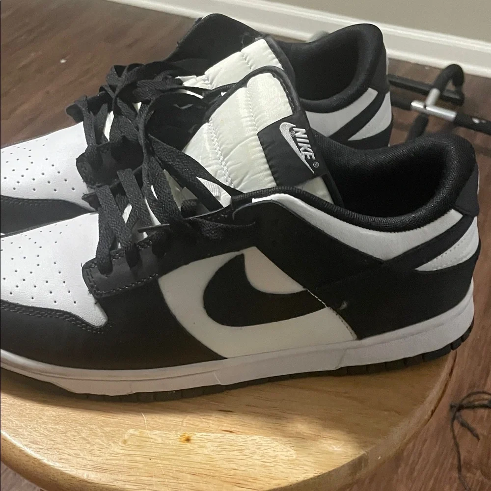 Nike Dunks Low size 11 - Picture 2 of 6